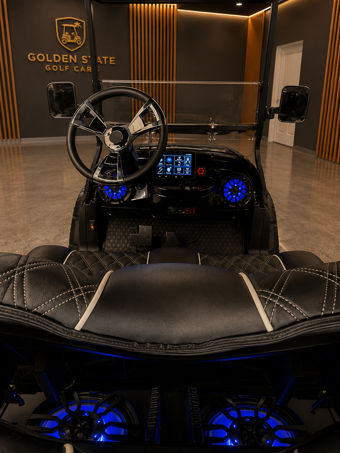 Club Car Tempo – Black Sapphire 4 Passenger