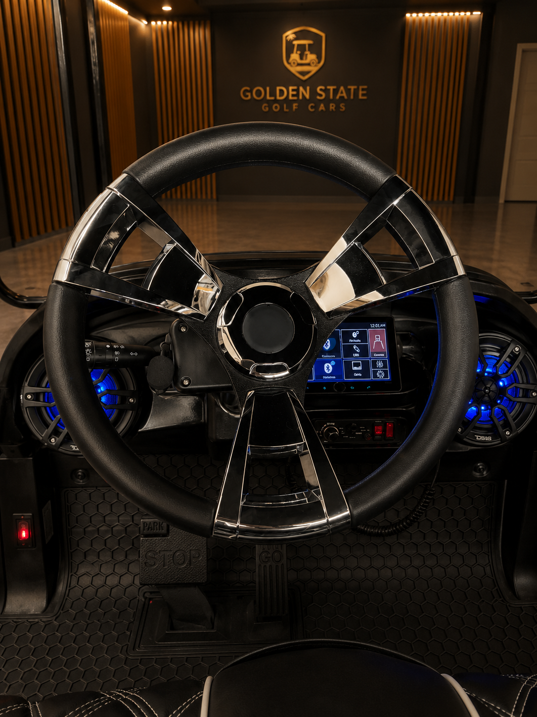 Club Car Tempo – Black Sapphire 4 Passenger